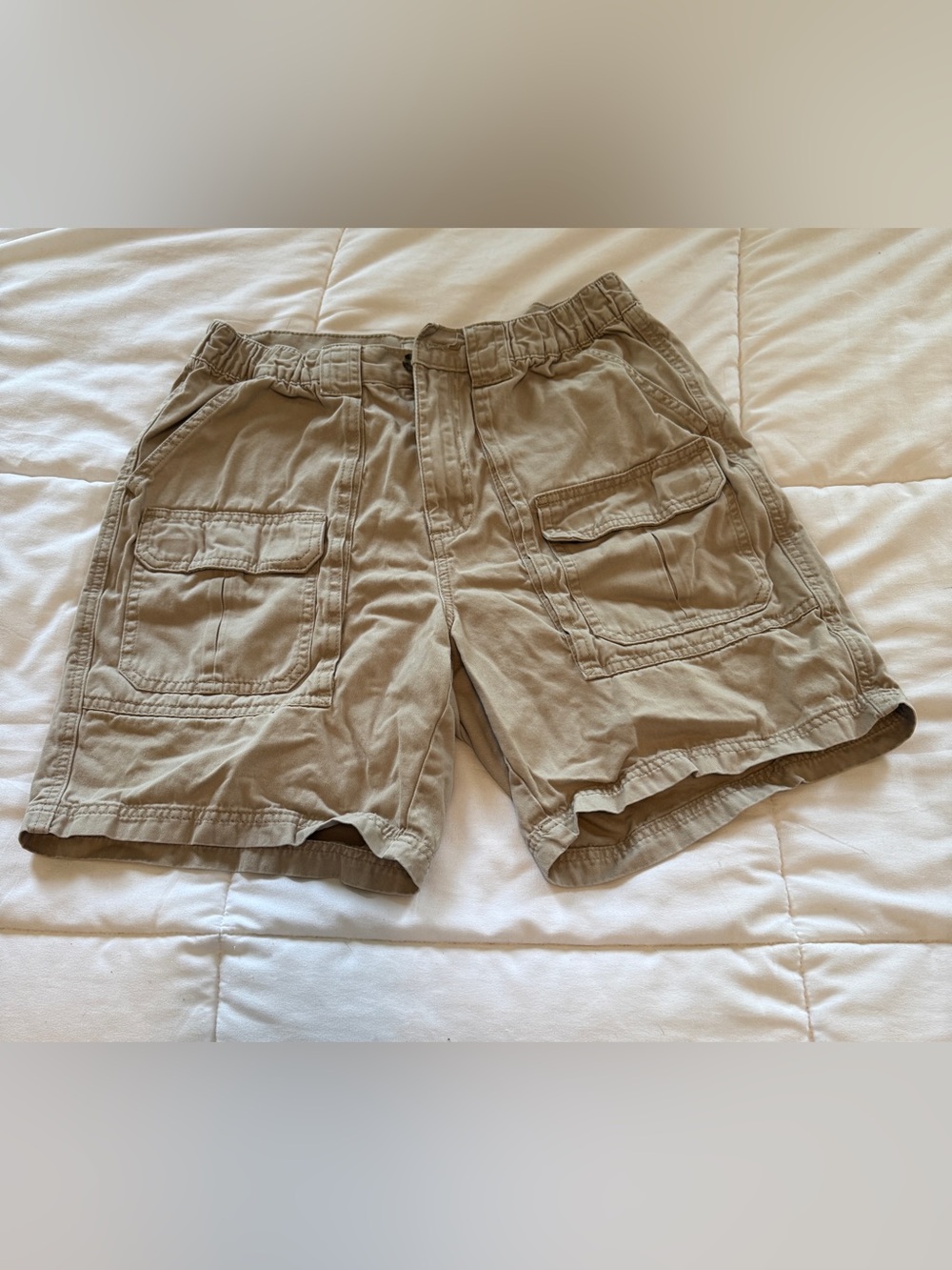 croft & barrow Men's Khaki Cargo Shorts with Patch Pockets